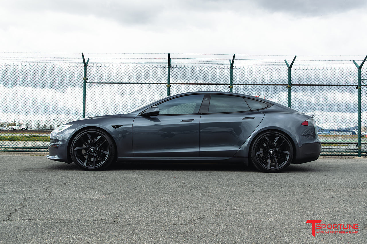 Midnight Silver Metallic Tesla Model S with 21" TSSF in Matte Black by T Sportline