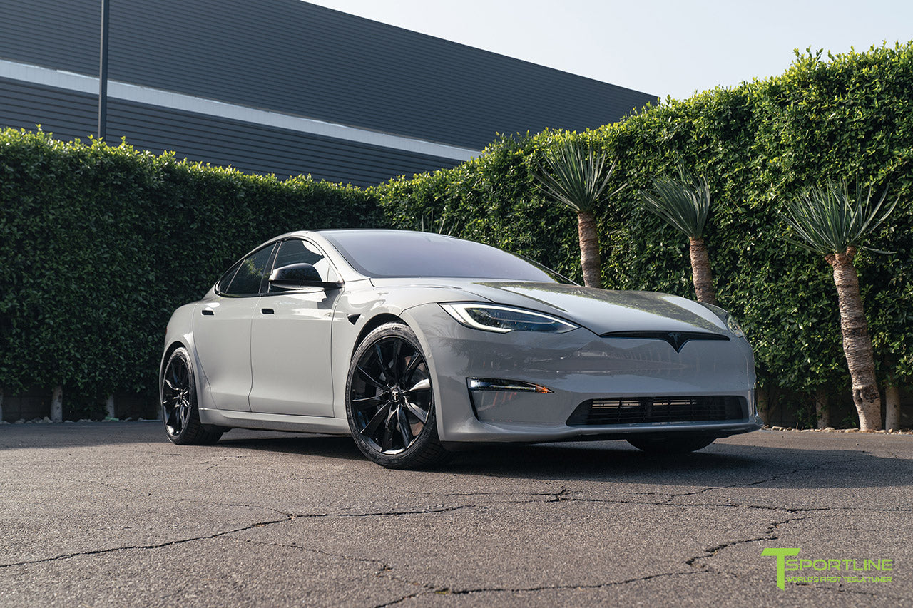 Inozetek Chalk Gray Model S Plaid with Bentley Saddle Interior