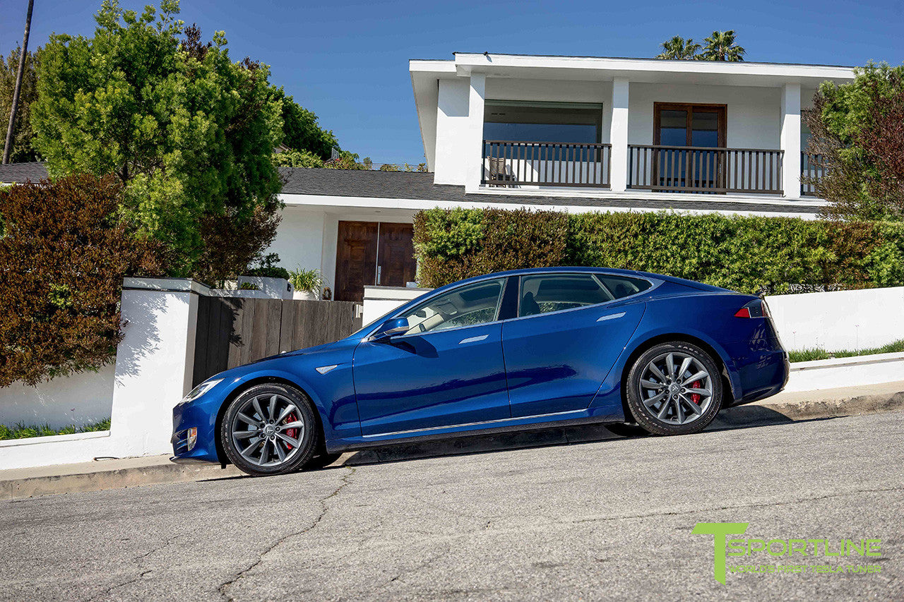 Deep Blue Metallic Model S 2.0 with 19" TST Tesla Wheel in Metallic Grey