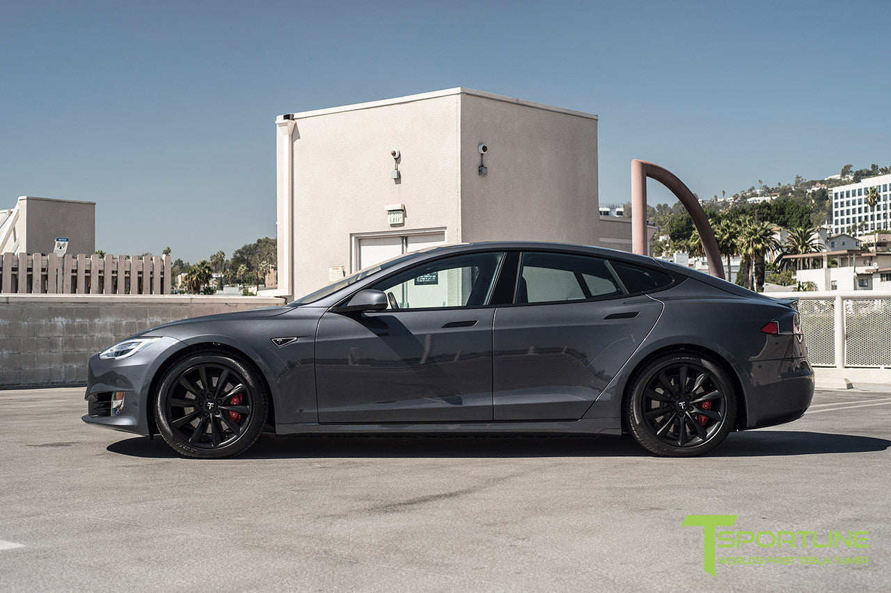 Midnight Silver Metallic Model S 2.0 with 19" TST Tesla Wheel in Matte Black