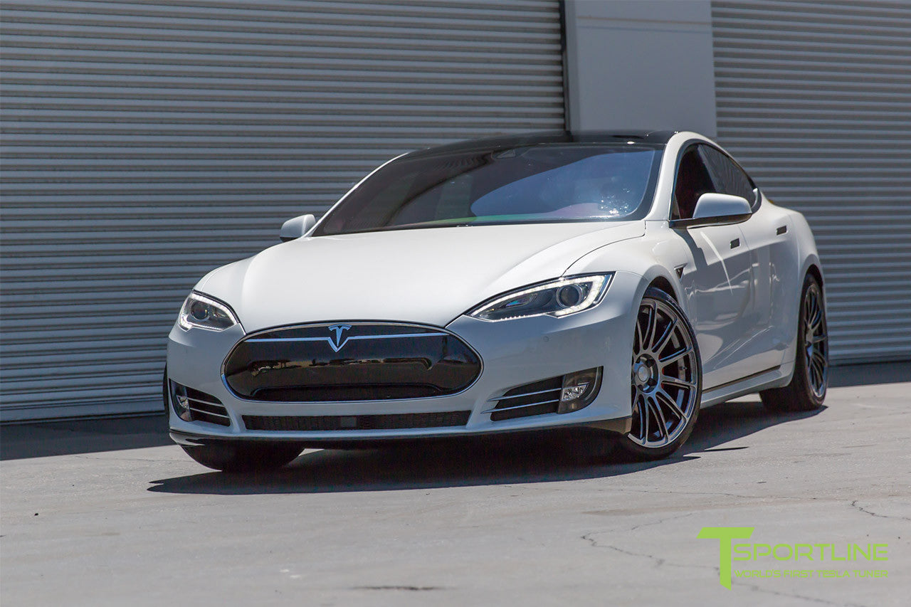 Pearl White Tesla Model S 1.0 with Hyper Black 21 inch TS112 Forged Wheels