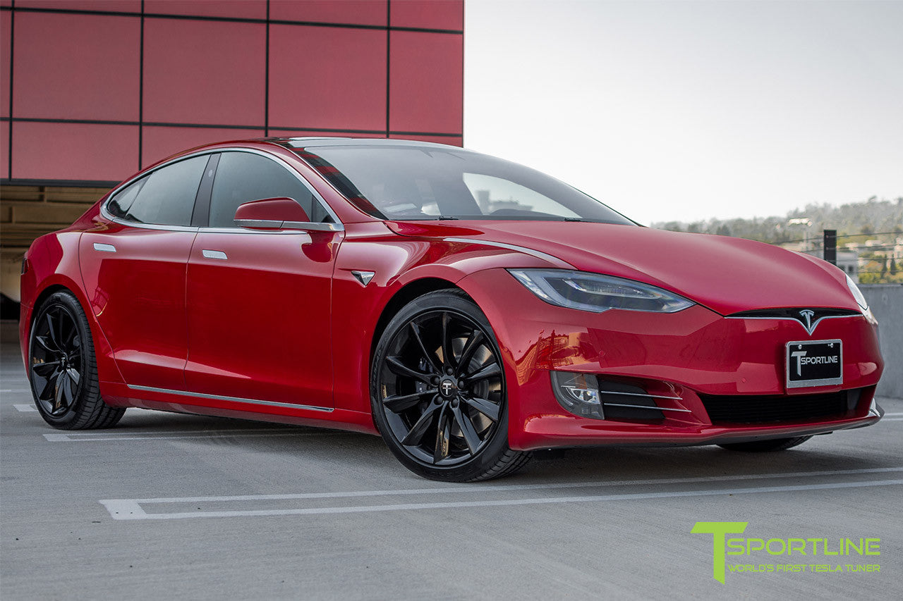 Red Multi-Coat Model S 2.0 with 20" TST Tesla Wheel in Gloss Black