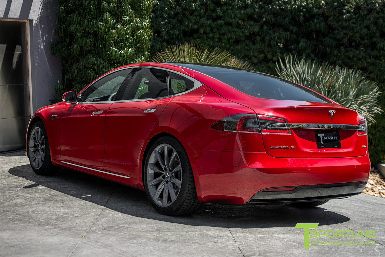 Red Multi-Coat Model S 2.0 with 20" TST Tesla Wheel in Metallic Grey