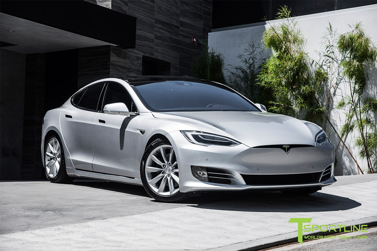 Silver Tesla Model S 2.0 with 19 Inch TST Wheels in Brilliant Silver