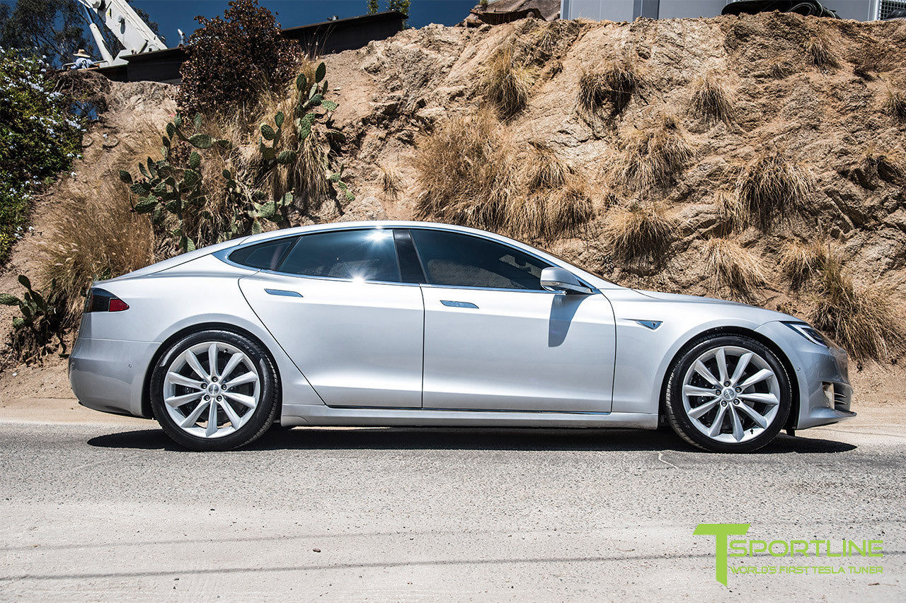 Silver Tesla Model S 2.0 with 20 Inch TST Wheels in Brilliant Silver