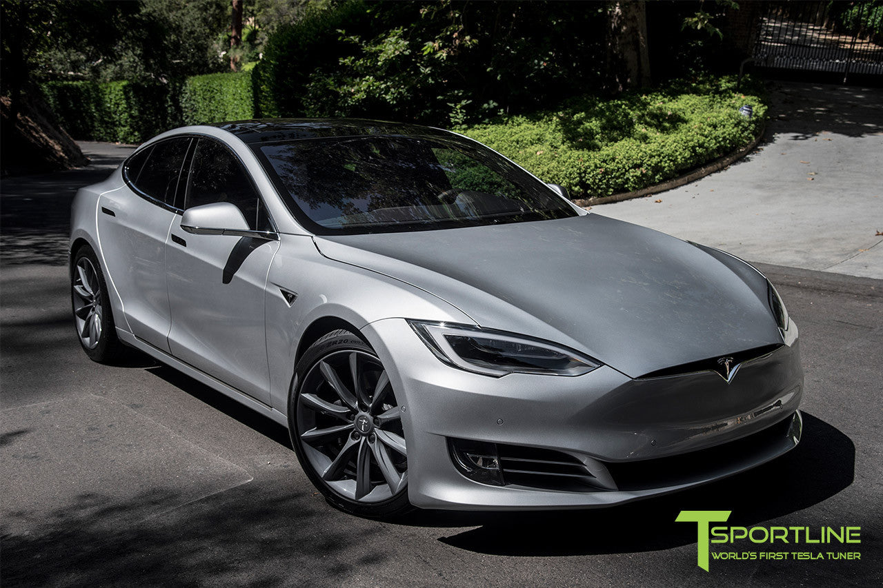 Silver Tesla Model S 2.0 with 20 Inch TST Wheels in Metallic Grey