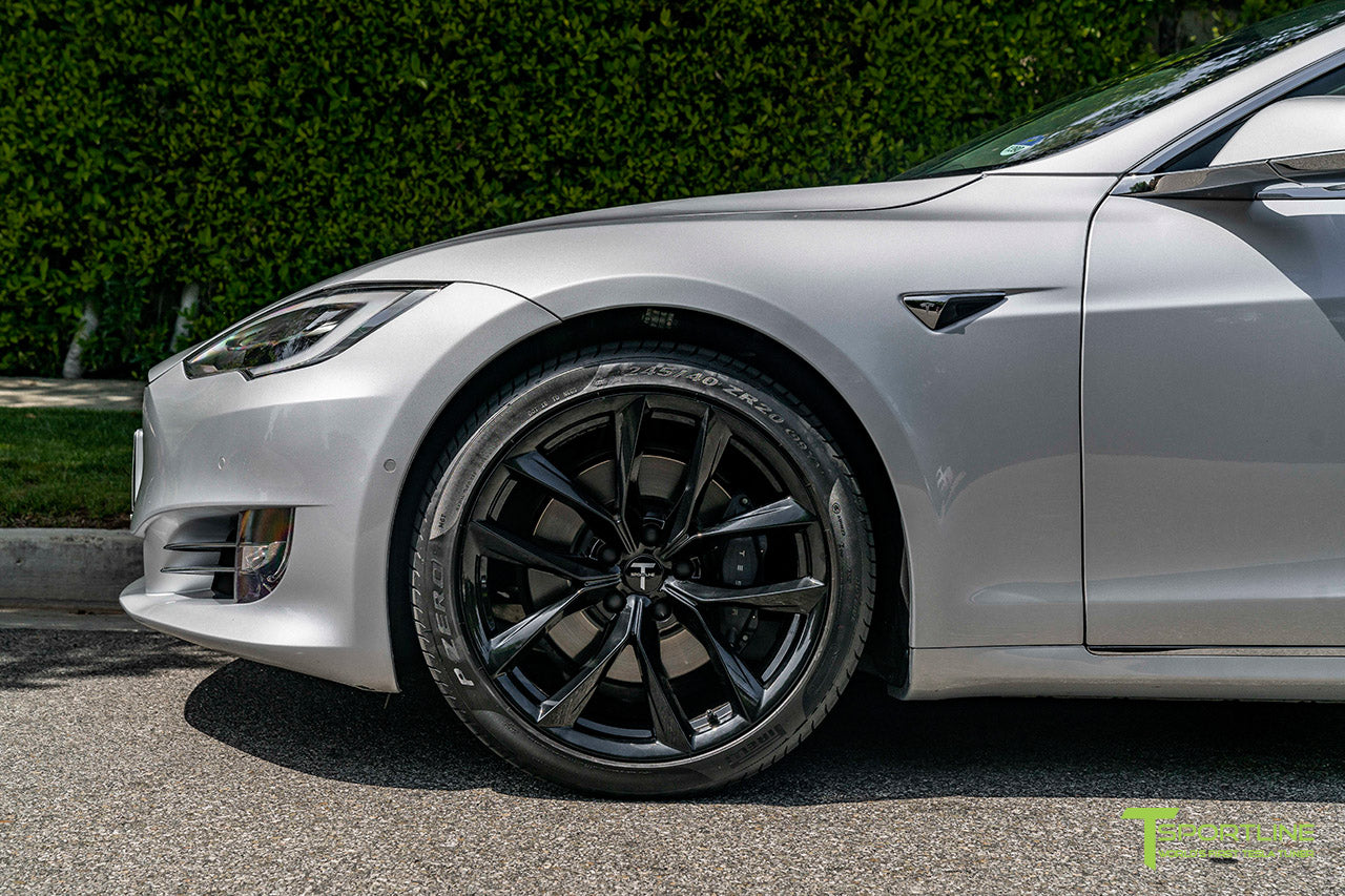Silver Tesla Model S with 20" TSS Flow Forged Wheels in Gloss Black by T Sportline