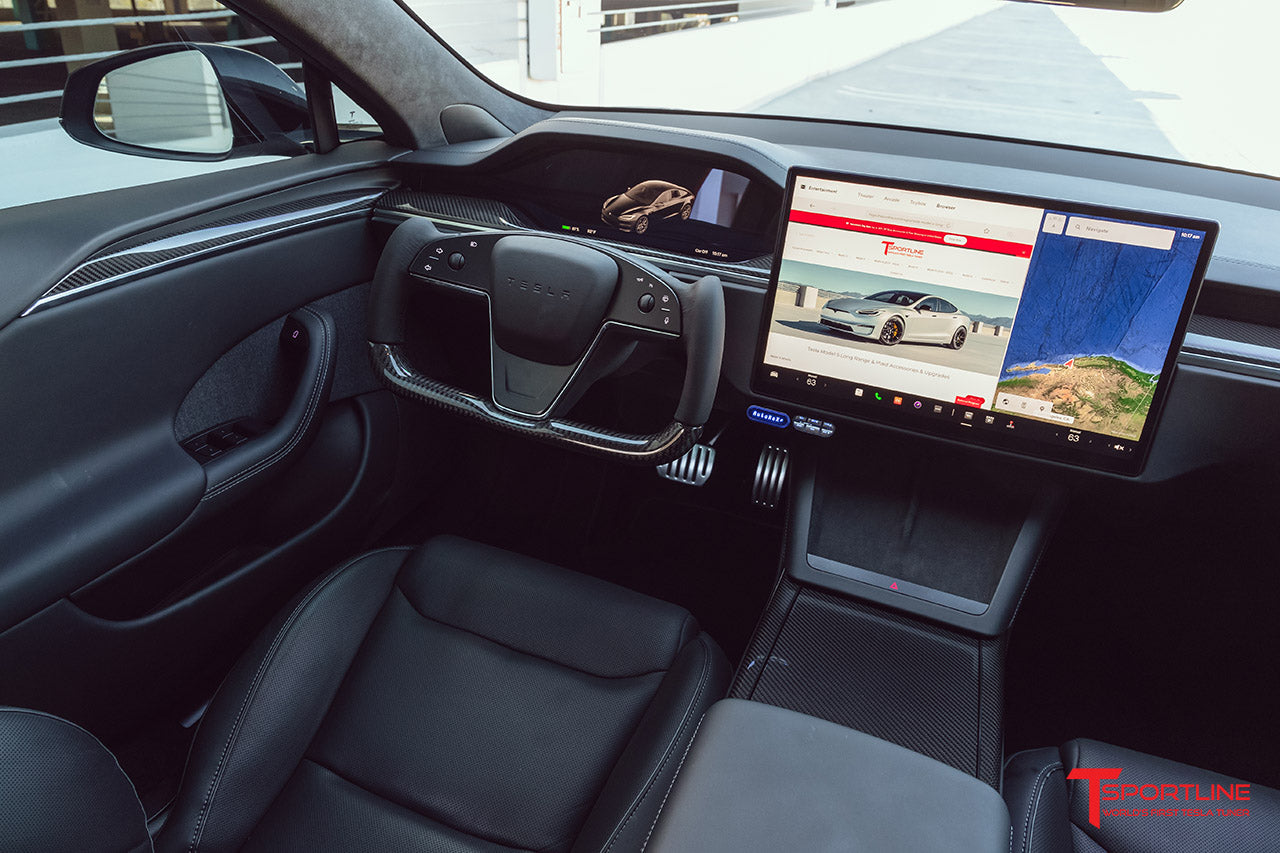 Tesla Model S Plaid Interior with Gloss Carbon Fiber Trim
