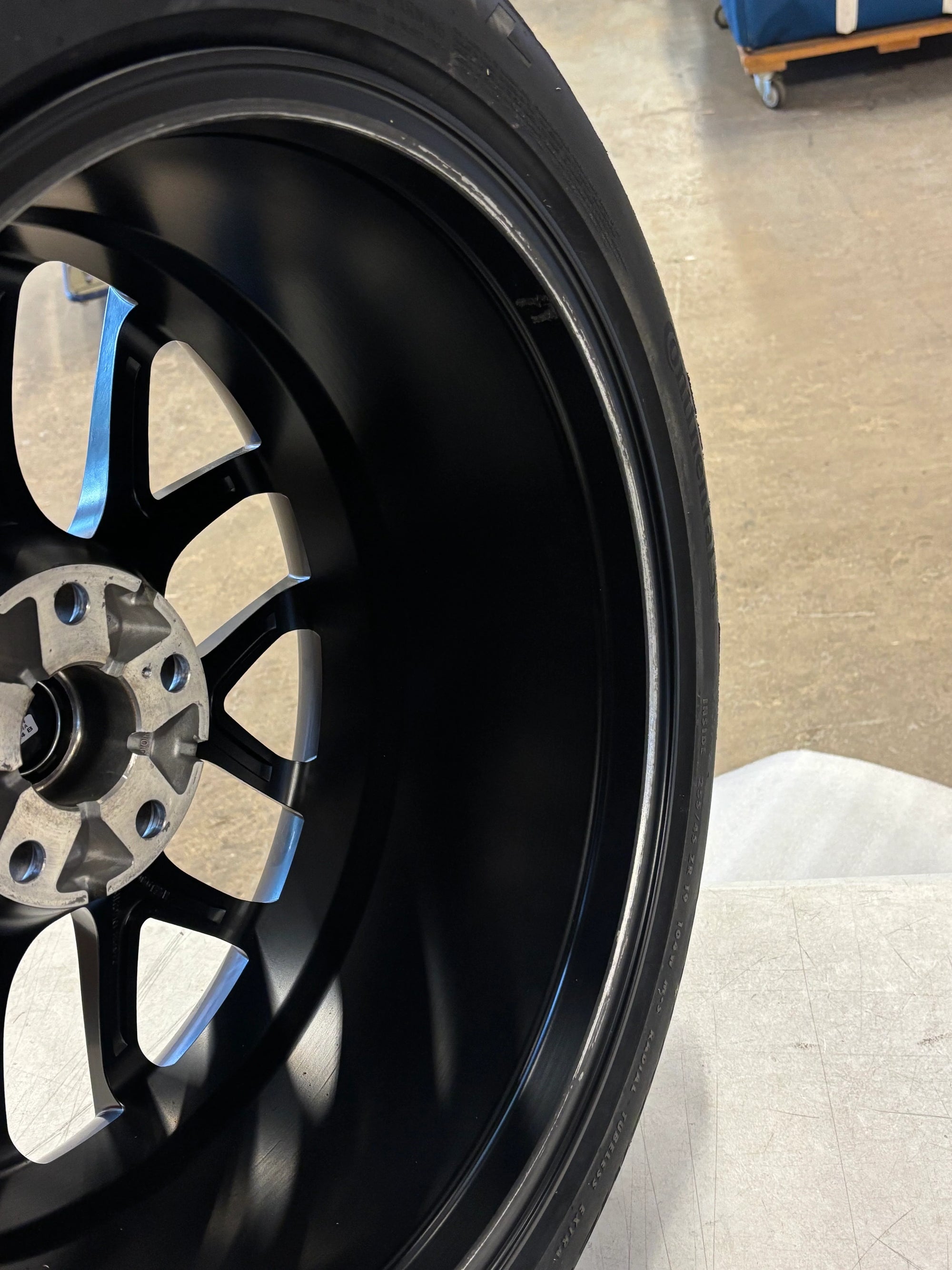 COSMETIC BLEM SPECIAL! TSR 19" Tesla Model S Long Range & Plaid Wheel and Tire Package (Set of 4)