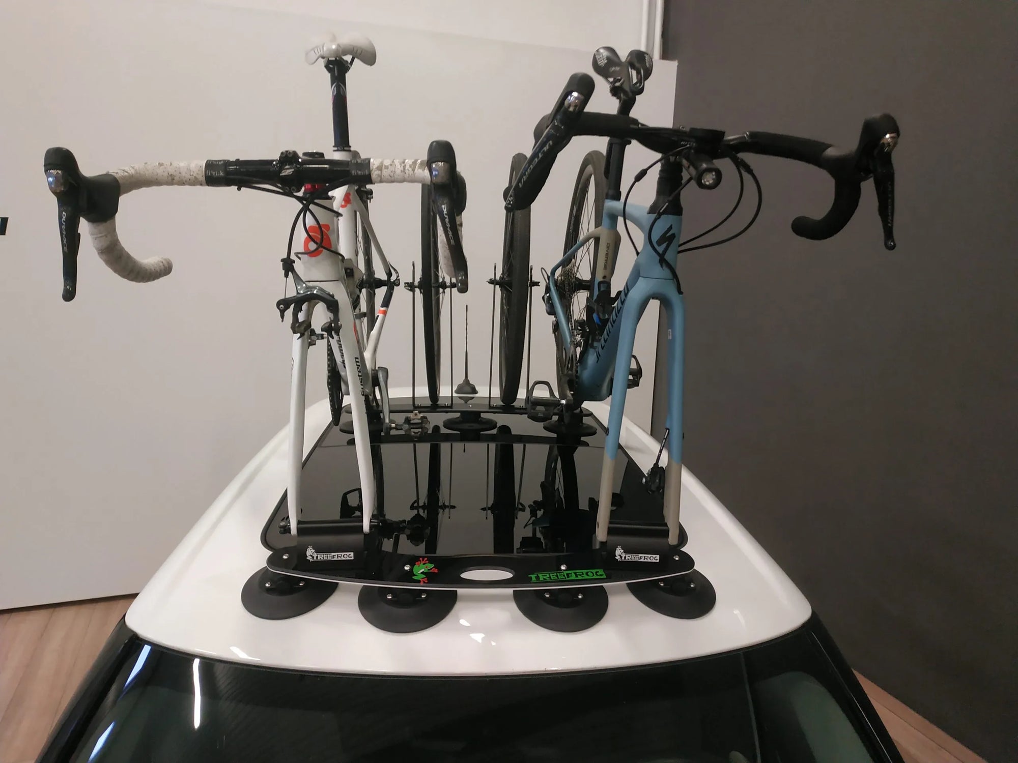 TreeFrog L2 Tesla Vacuum Cup Quick Mount Front Wheel Holder for the Elite 2 & Pro 2 Bike Racks