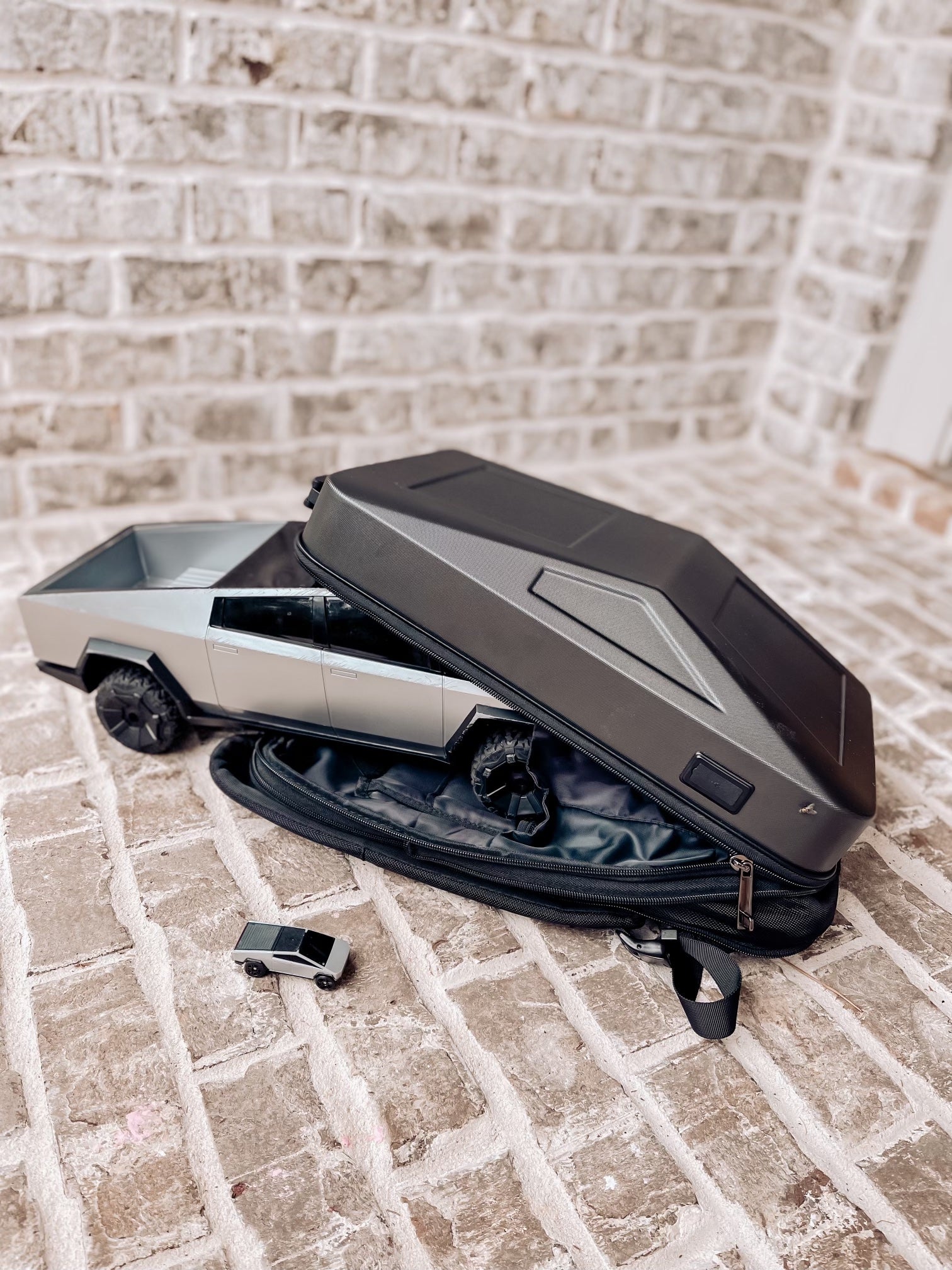 CyberBackPack 2.0 - Hardcover Laptop and Gear Back Pack for Tesla CyberTruck Enthusiasts