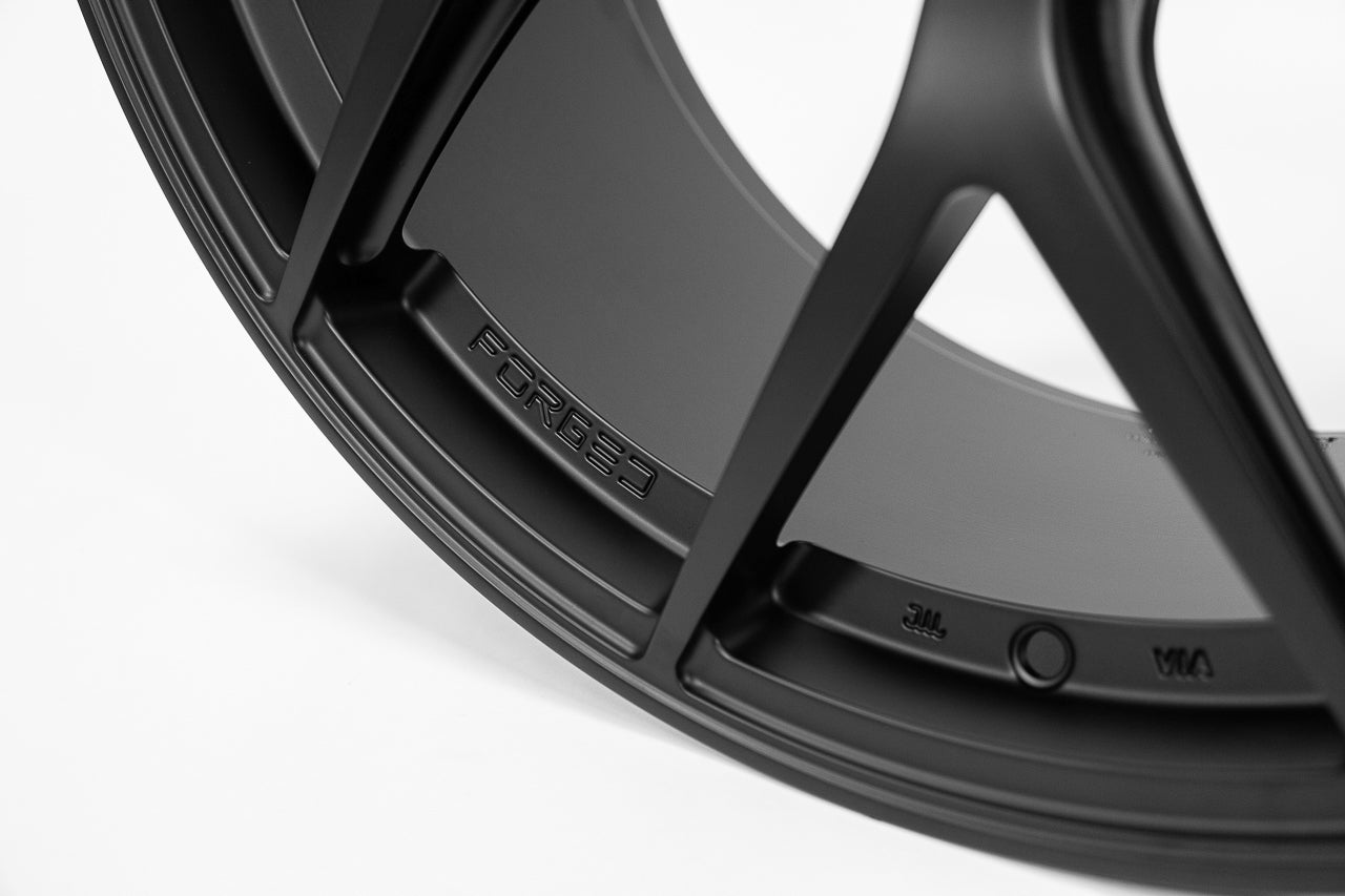 TXL115 21" Tesla Model S Plaid & Long Range Fully Forged Lightweight Tesla Wheel and Winter Tire Package (Set of 4)