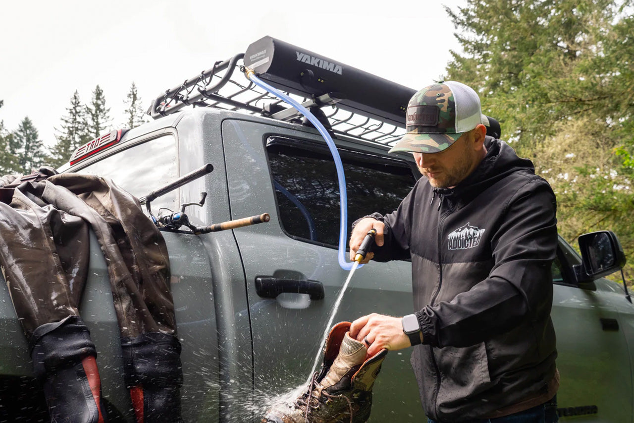 Yakima Overland RoadShower Portable Pressurized Water Storage for Tesla Model 3 / Y / S / X