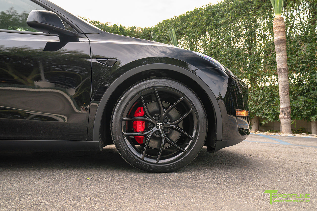 TS5 20" Tesla Model Y Wheel and Tire Package (Set of 4)