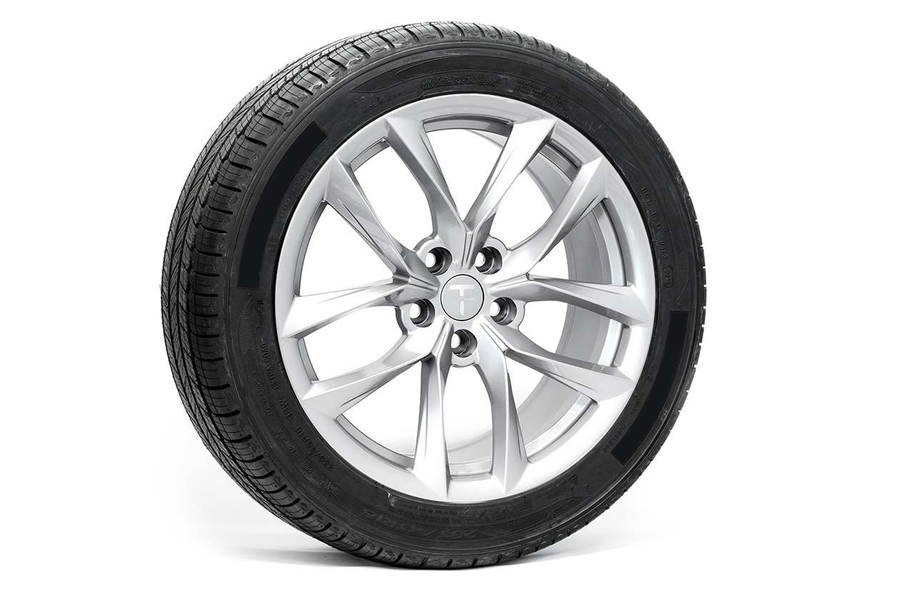 TSS 18" Tesla Model Y Wheel and Tire Package (Set of 4)