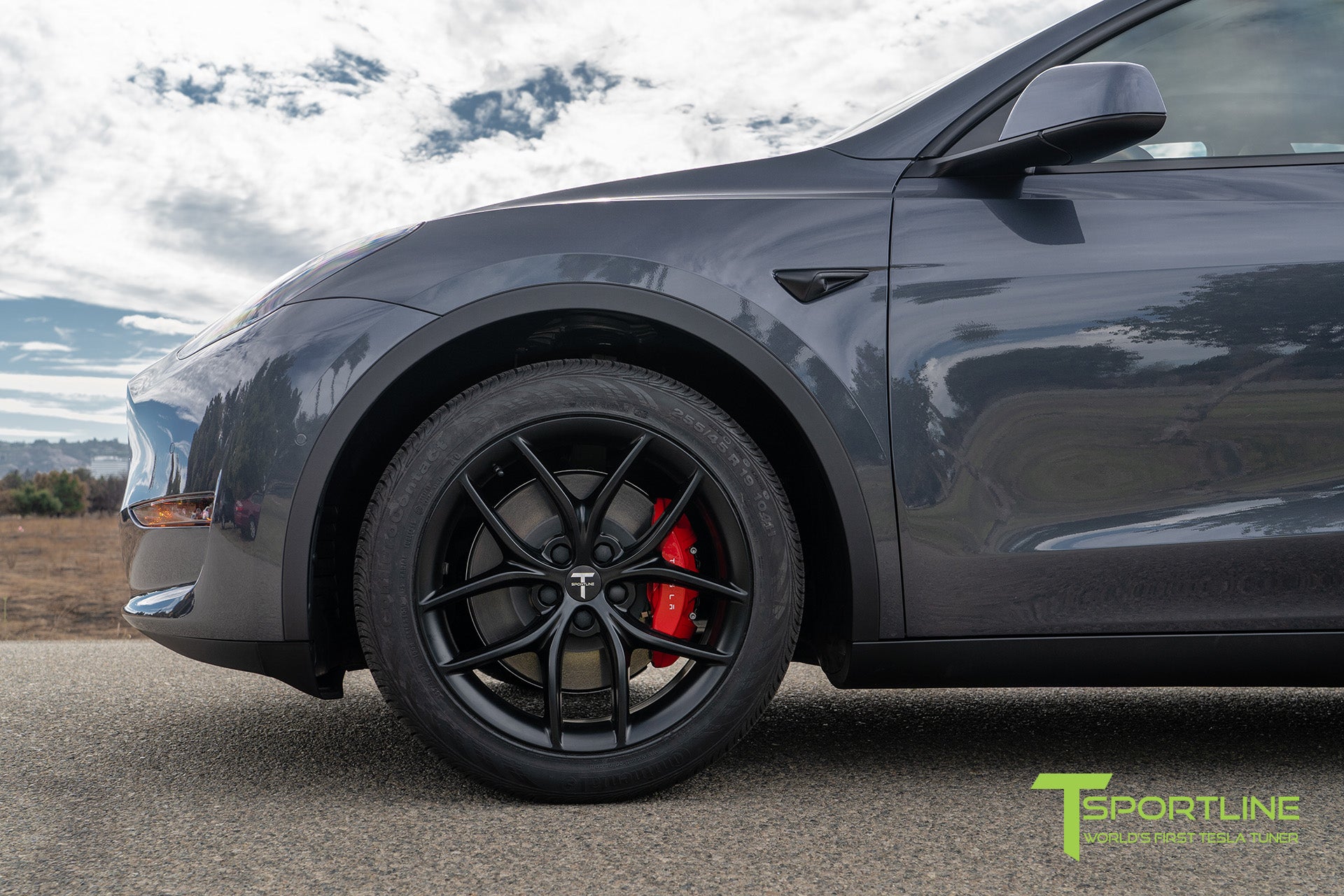 TS5 19" Tesla Model Y Wheel and Tire Package (Set of 4)