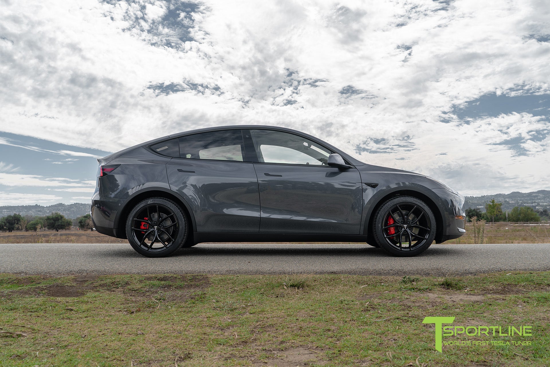 TS5 20" Tesla Model Y Wheel and Tire Package (Set of 4)