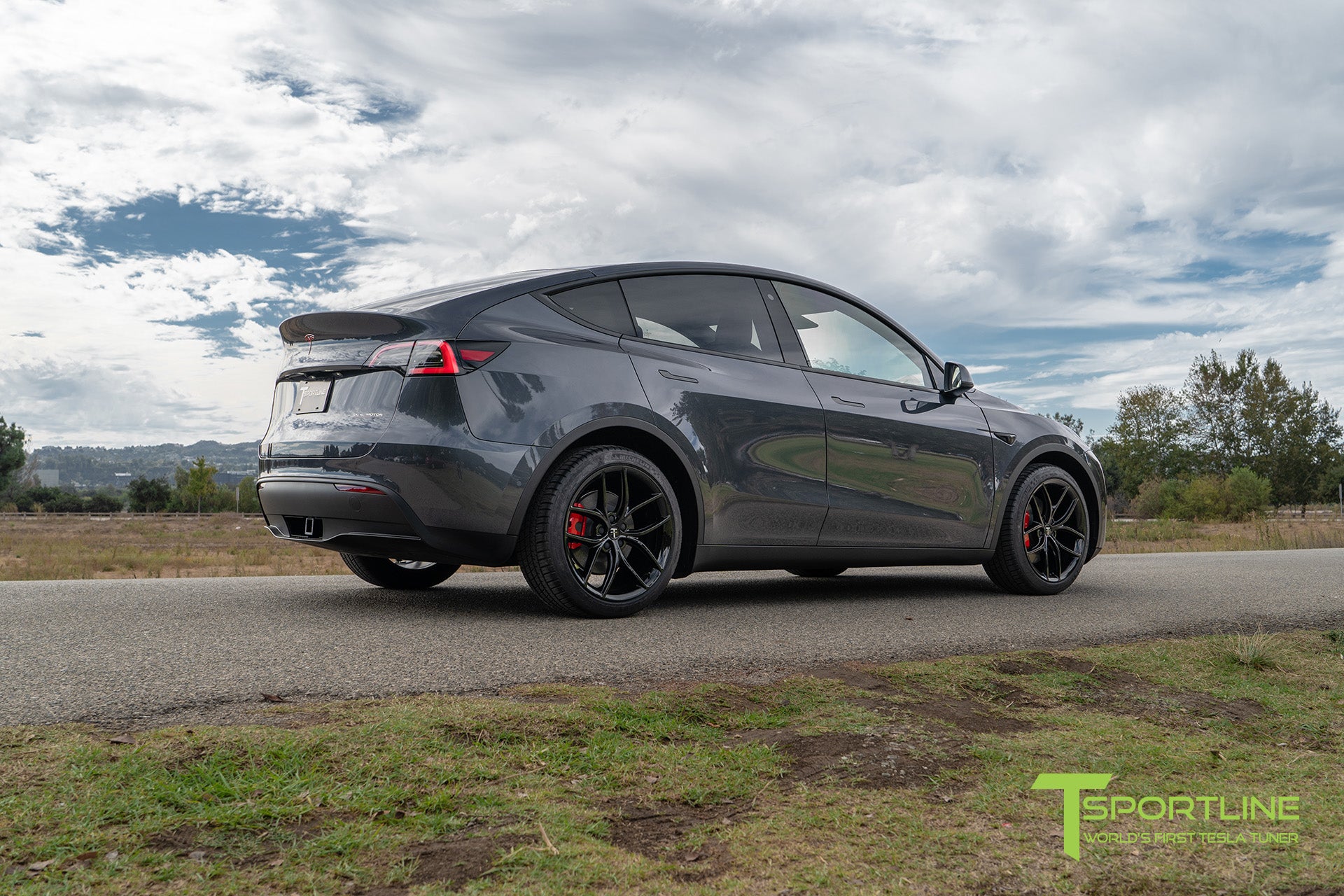 TS5 20" Tesla Model Y Wheel and Tire Package (Set of 4)