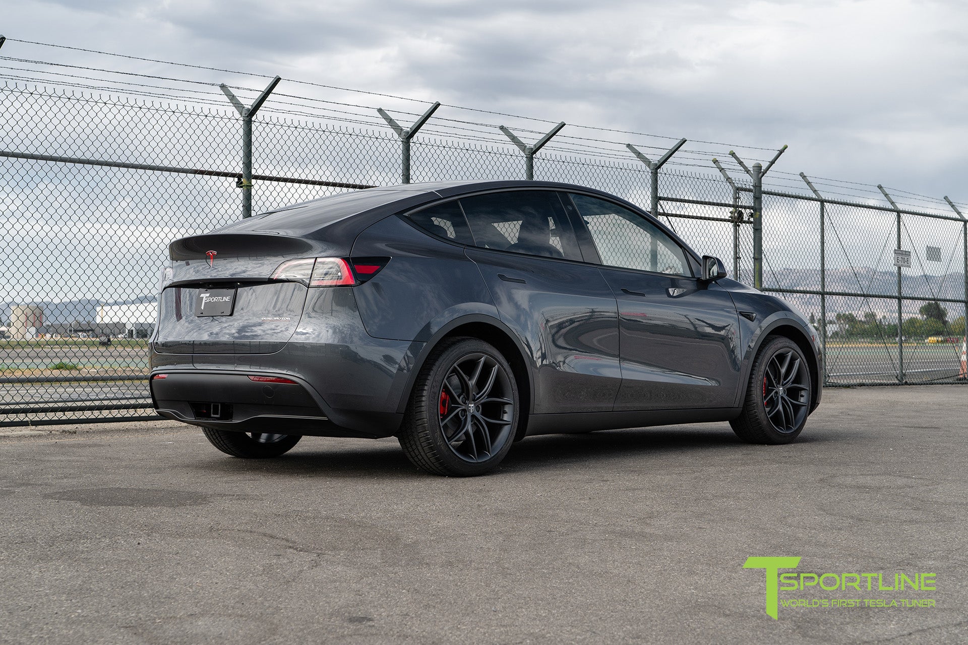 TS5 20" Tesla Model Y Wheel and Tire Package (Set of 4)