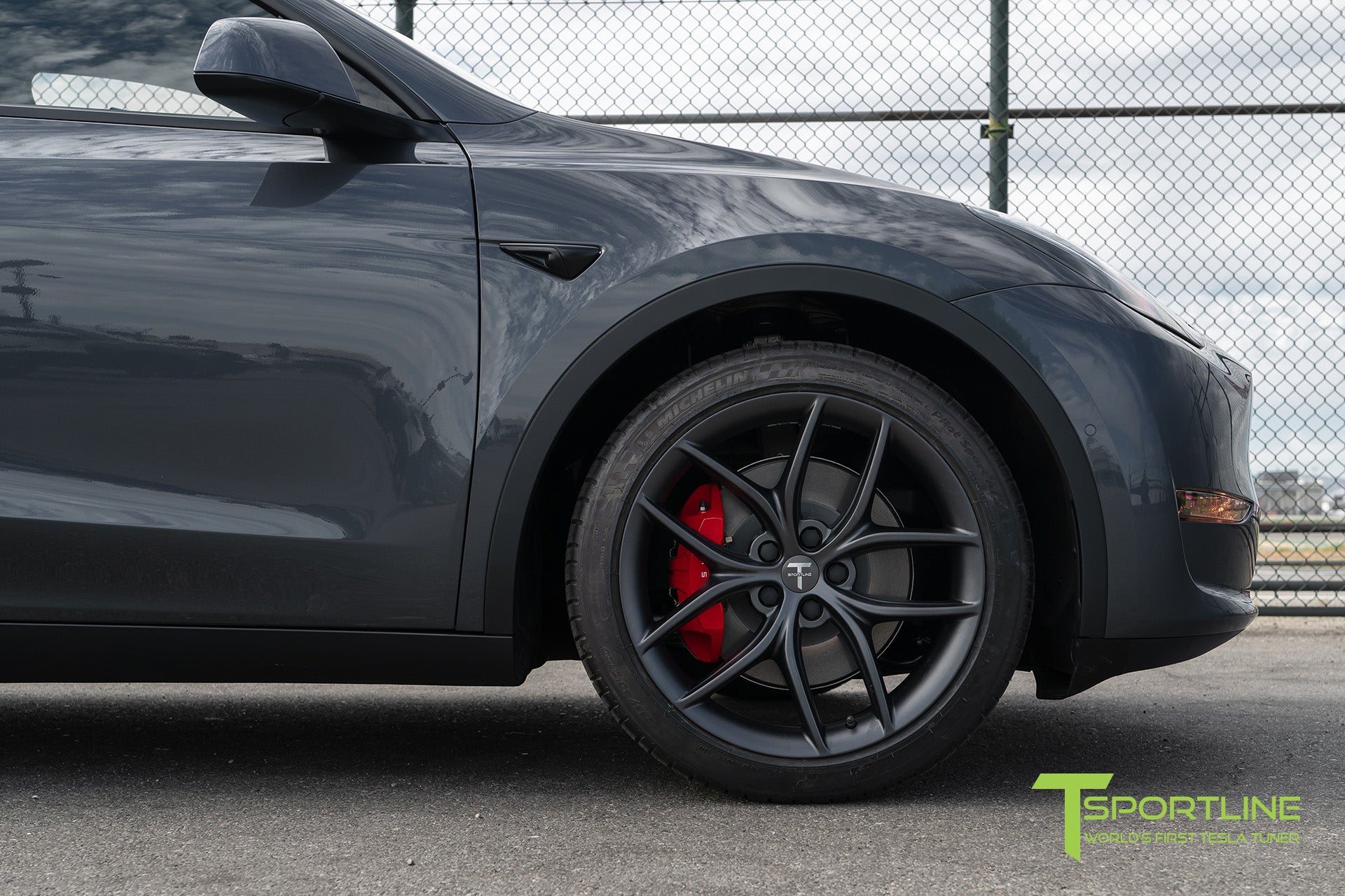 TS5 20" Tesla Model Y Wheel and Tire Package (Set of 4)