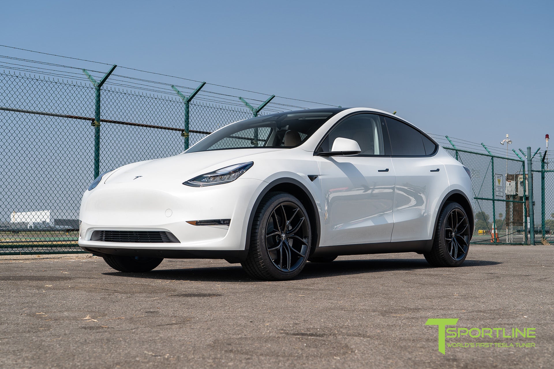 TS5 20" Tesla Model Y Wheel and Tire Package (Set of 4)