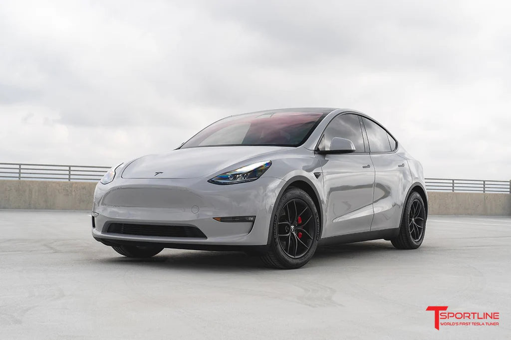 Inozetek Chalk Gray Model Y with 18" TS5 Wheels and Red Leather Interior
