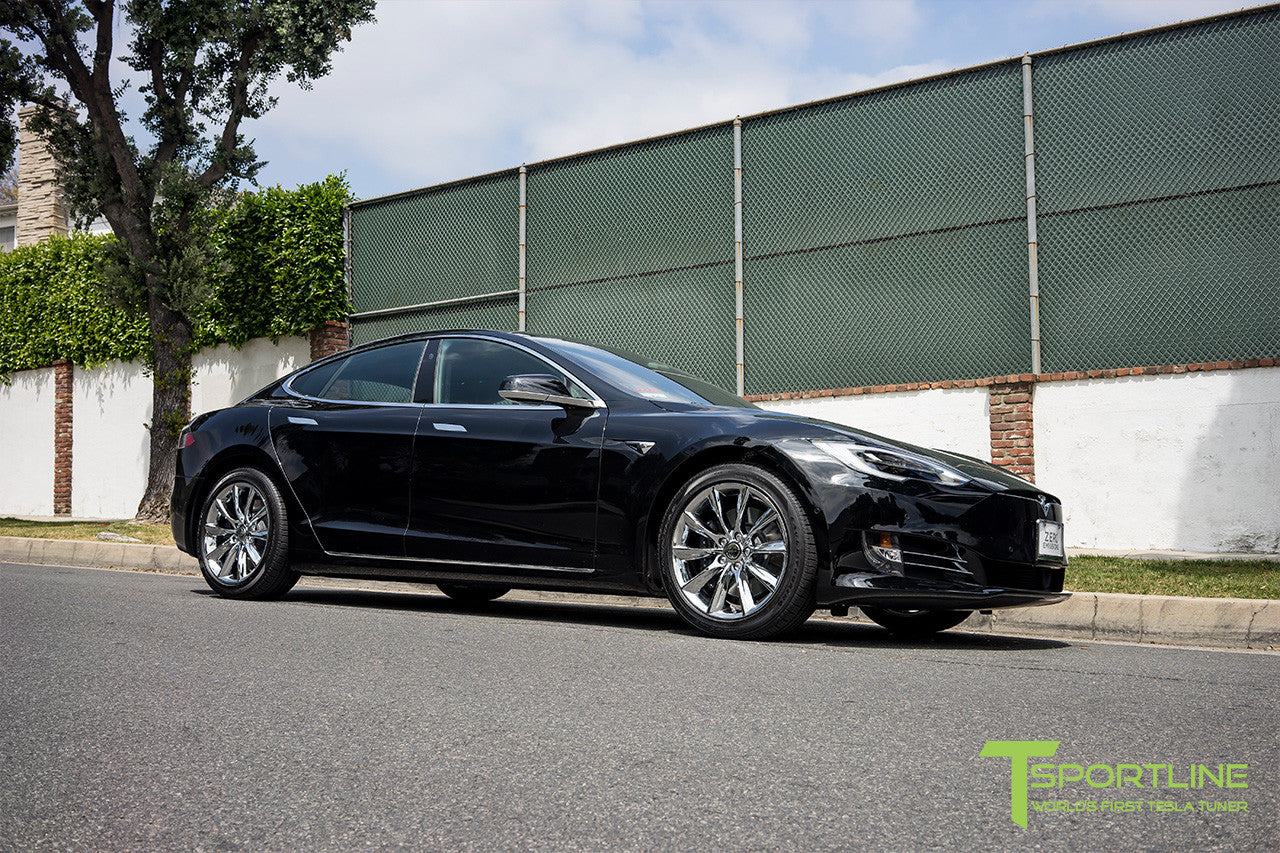 Black Model S 1.0 with 19" TST Tesla Wheel in Chrome 