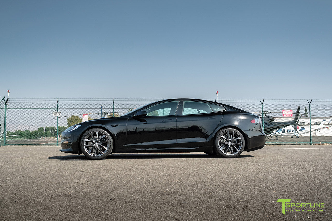 Black Tesla Model S Long Range & Plaid with Space Gray 20" TSS Tesla Aftermarket Wheels