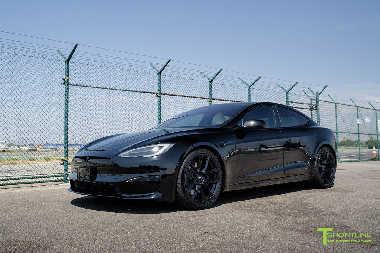 Black Tesla Model S Long Range and Plaid 2021 with 21 inch TSSF Forged Wheels in Gloss Black by T Sportline