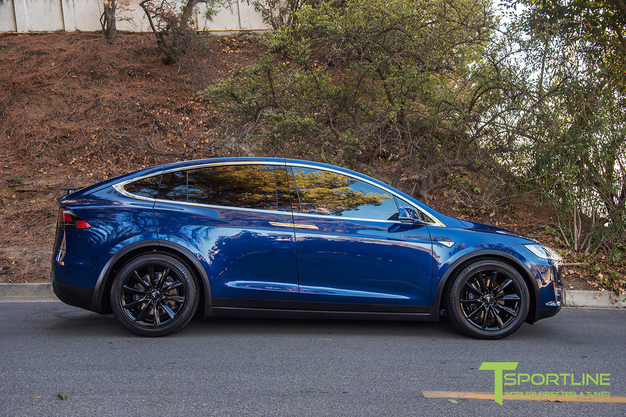 Deep Blue Metallic Model X with 20" TST Tesla Wheel in Gloss Black 3