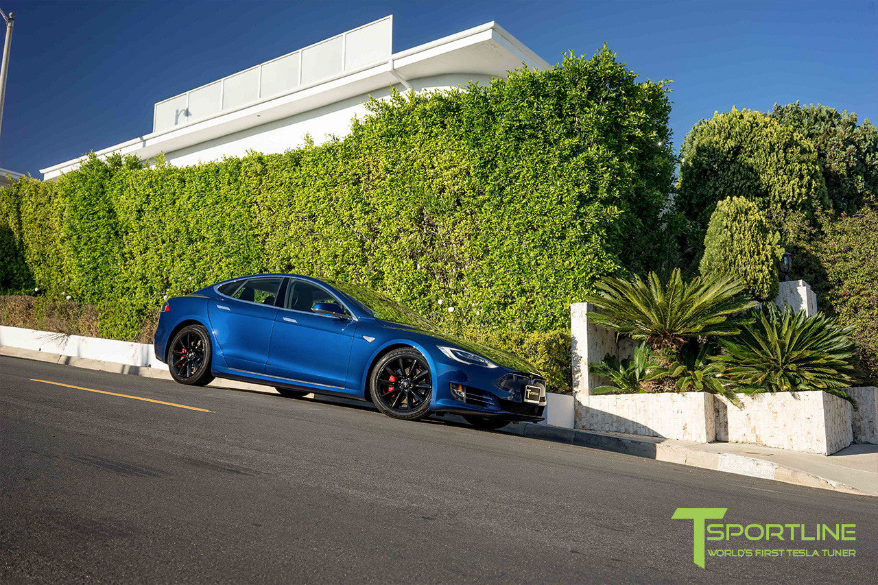 Deep Blue Metallic Model S 2.0 with 19" TST Tesla Wheel in Gloss Black