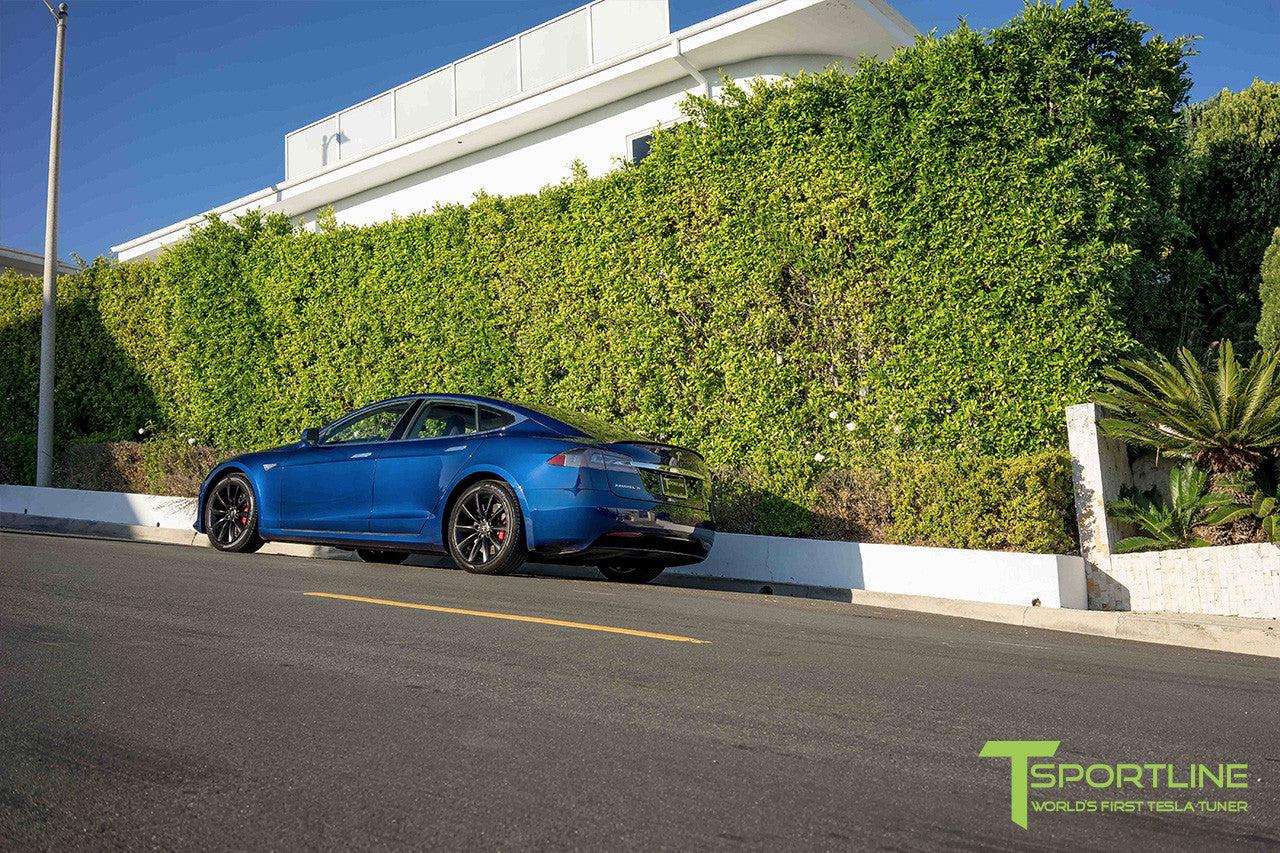 Deep Blue Metallic Model S 2.0 with 19" TST Tesla Wheel in Matte Black 