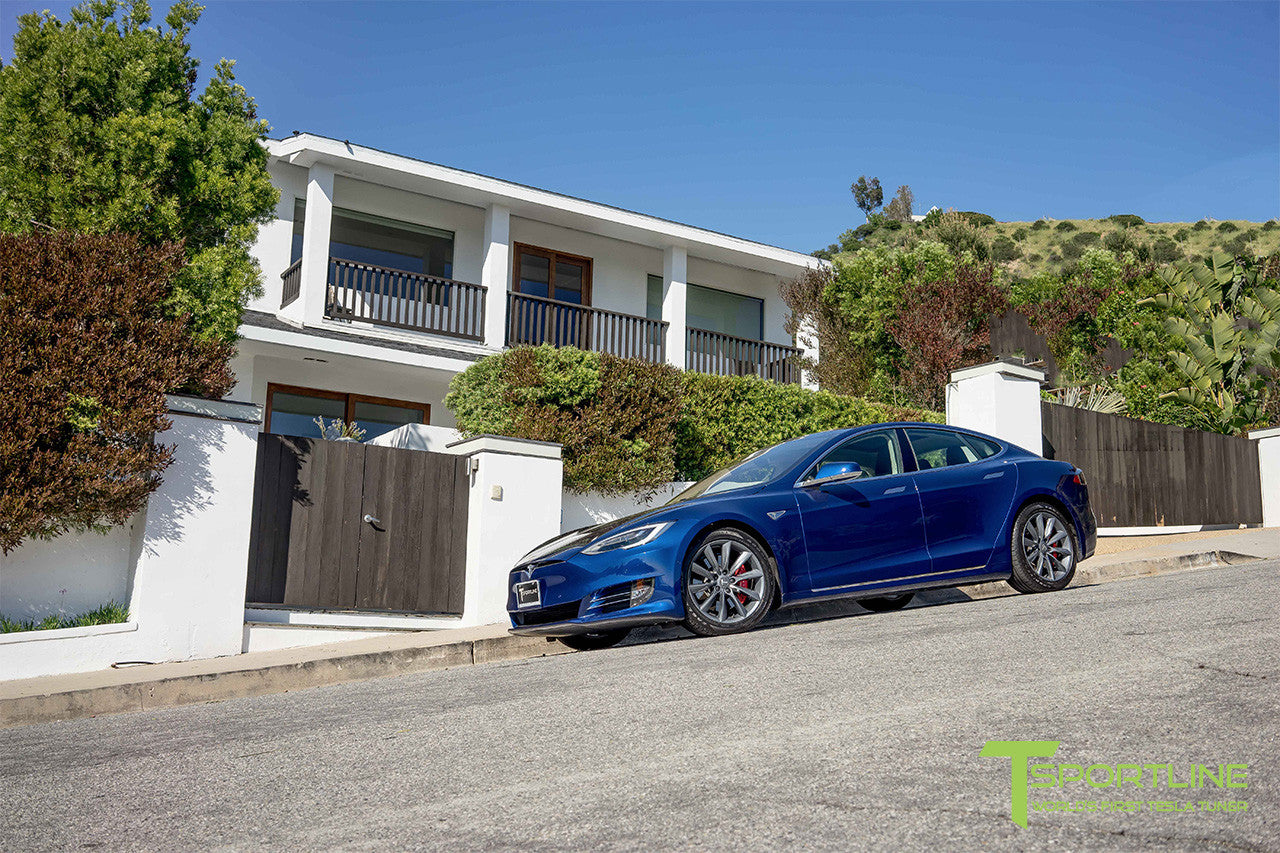 Deep Blue Metallic Model S 2.0 with 19" TST Tesla Wheel in Metallic Grey 
