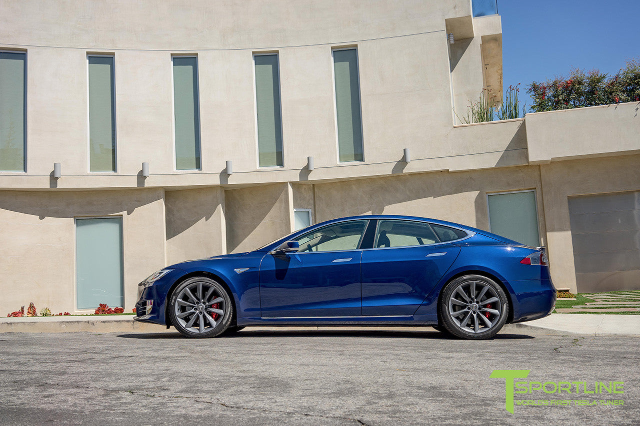 Deep Blue Metallic Model S 2.0 with 20" TST Tesla Wheel in Metallic Grey 