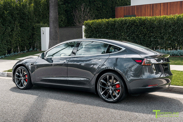 Midnight Silver Metallic Tesla Model 3 with Space Gray 20