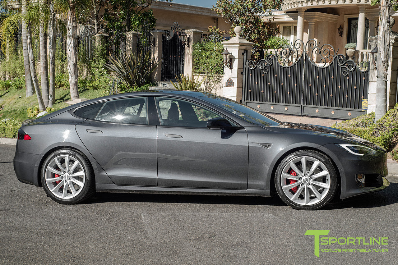 Midnight Silver Metallic Model S 2.0 with 20" TST Tesla Wheel in Brilliant Silver 