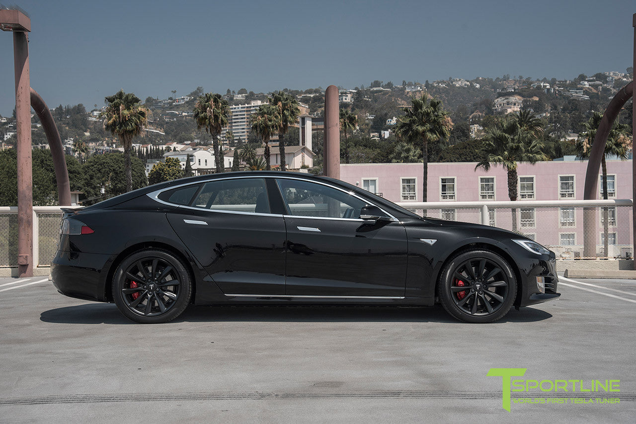 Obsidian Black Model S 2.0 with 19" TST Tesla Wheel in Matte Black 