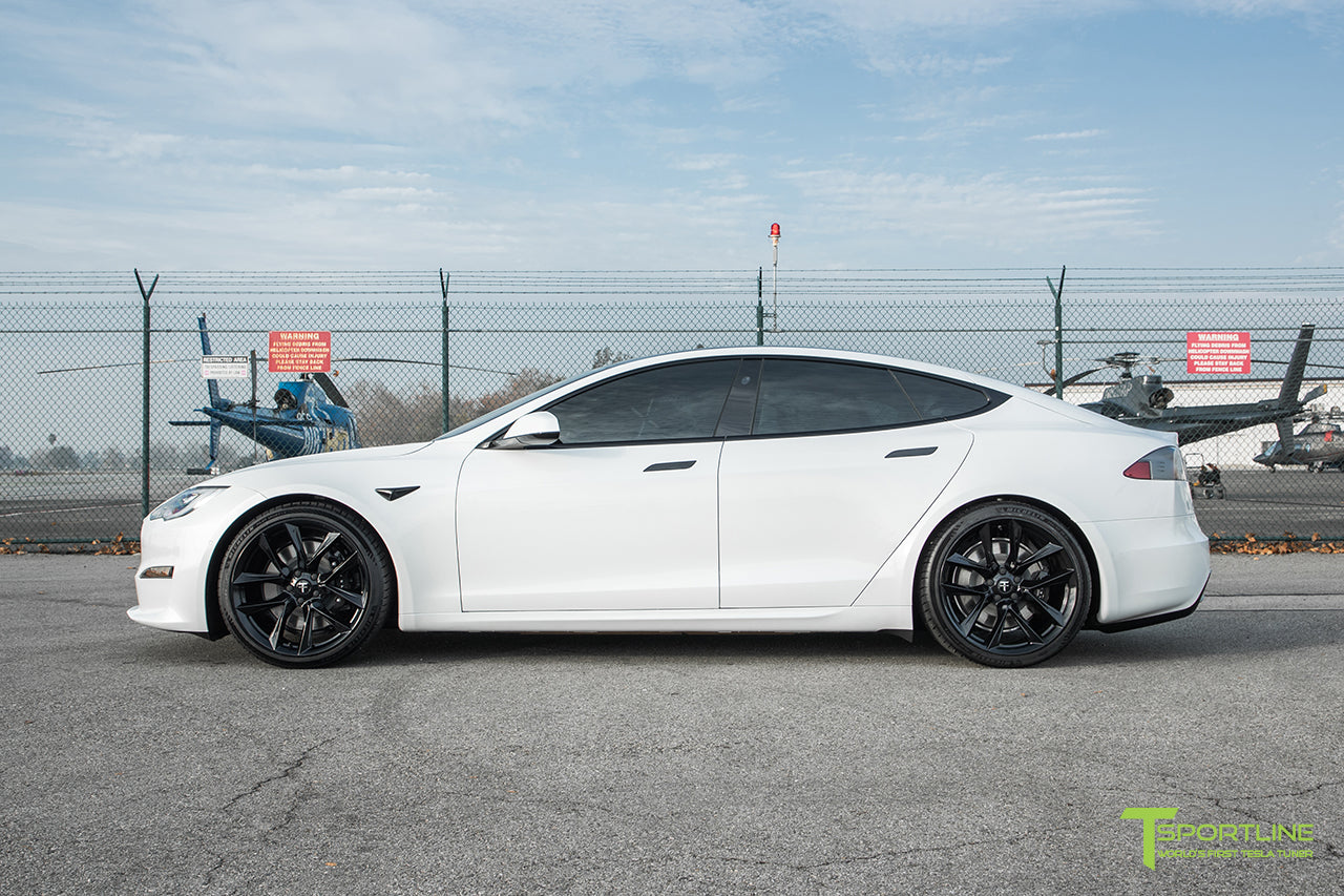 White Tesla Model S Long Range & Plaid 2021 with 21 inch TSSF Forged Wheels in Gloss Black By T Sportline