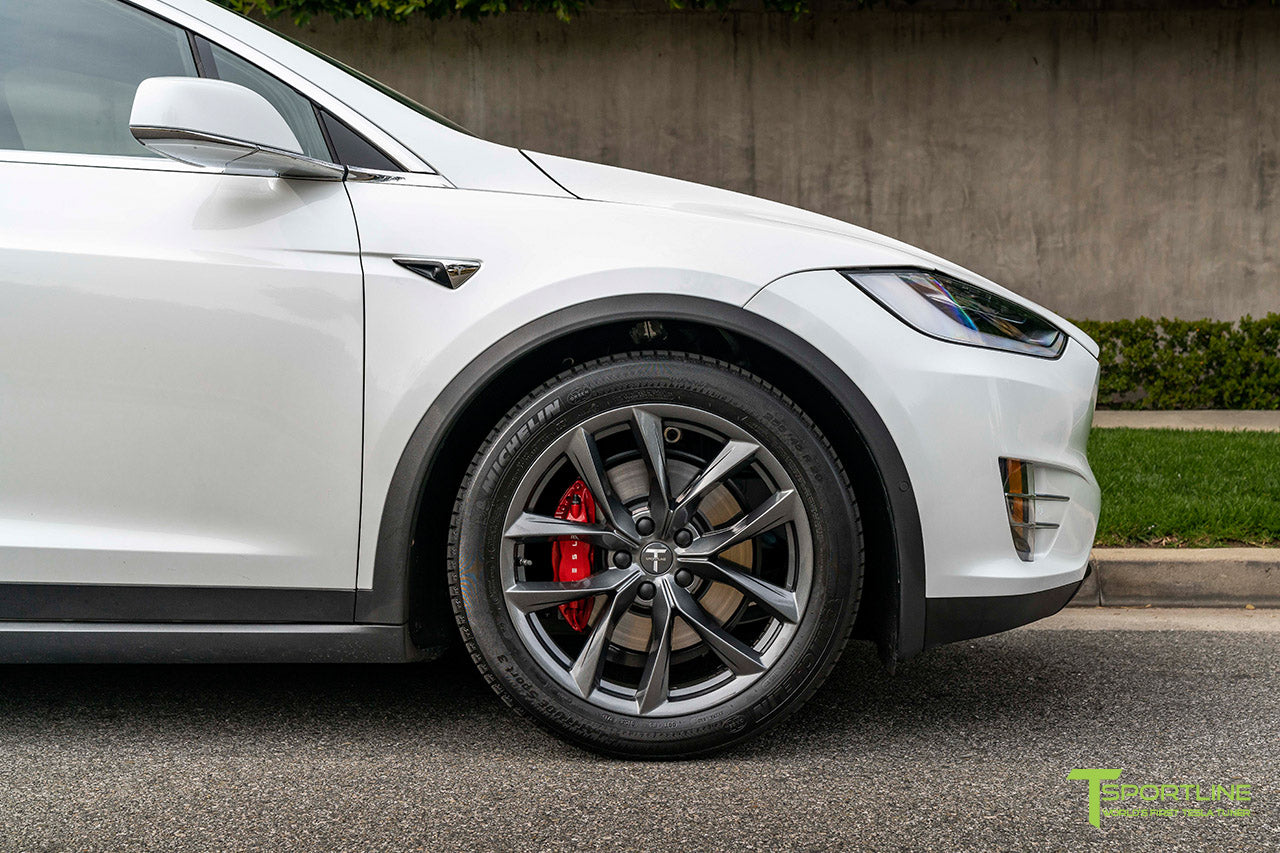 Pearl White Tesla Model X with 20" TSS Flow Forged Wheels in Space Gray by T Sportline 