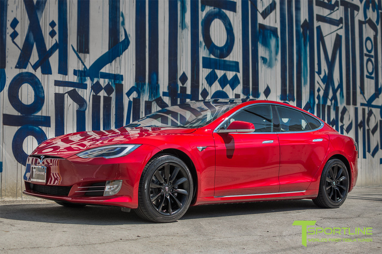 Red Multi-Coat Model S 2.0 with 19" TST Tesla Wheel in Matte Black 