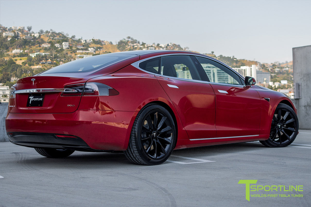 Red Multi-Coat Model S 2.0 with 20" TST Tesla Wheel in Gloss Black 