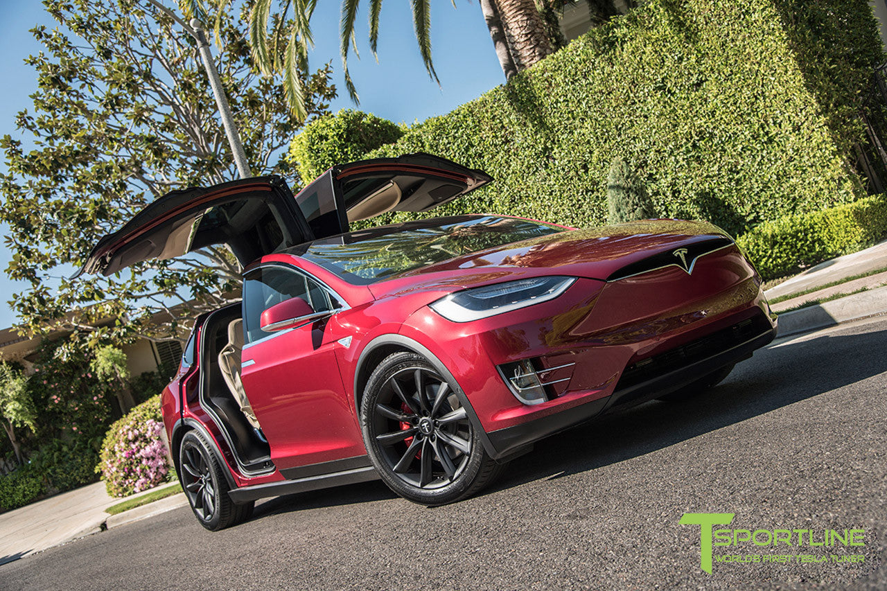 Signature Red Model X with 20" TST Tesla Wheel in Matte Black 2