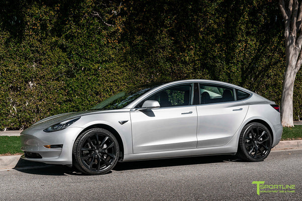 Silver Metallic Tesla Model 3 with Gloss Black 20