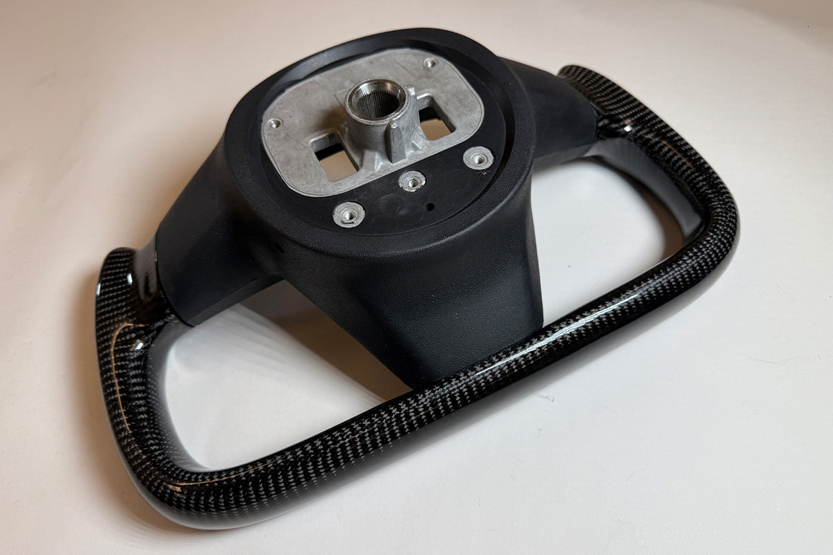 Model S / X Plaid &amp; Long Range Carbon Fiber Yoke Steering Wheel 2021-2023