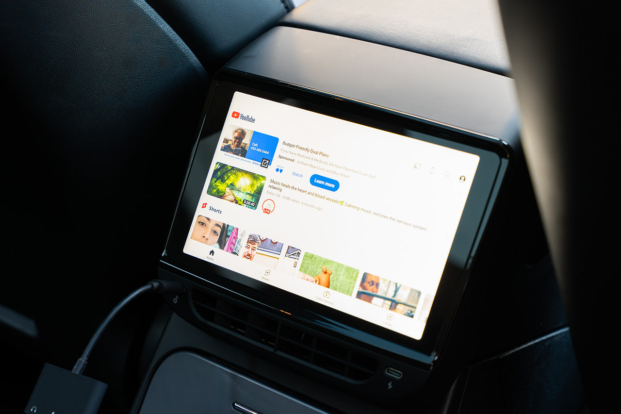 Tesla Model 3 & Y MSX-Entertainment 3.0 Rear Touch Screen with Bluetooth Audio, Apple CarPlay / AirPlay & Streaming Apps