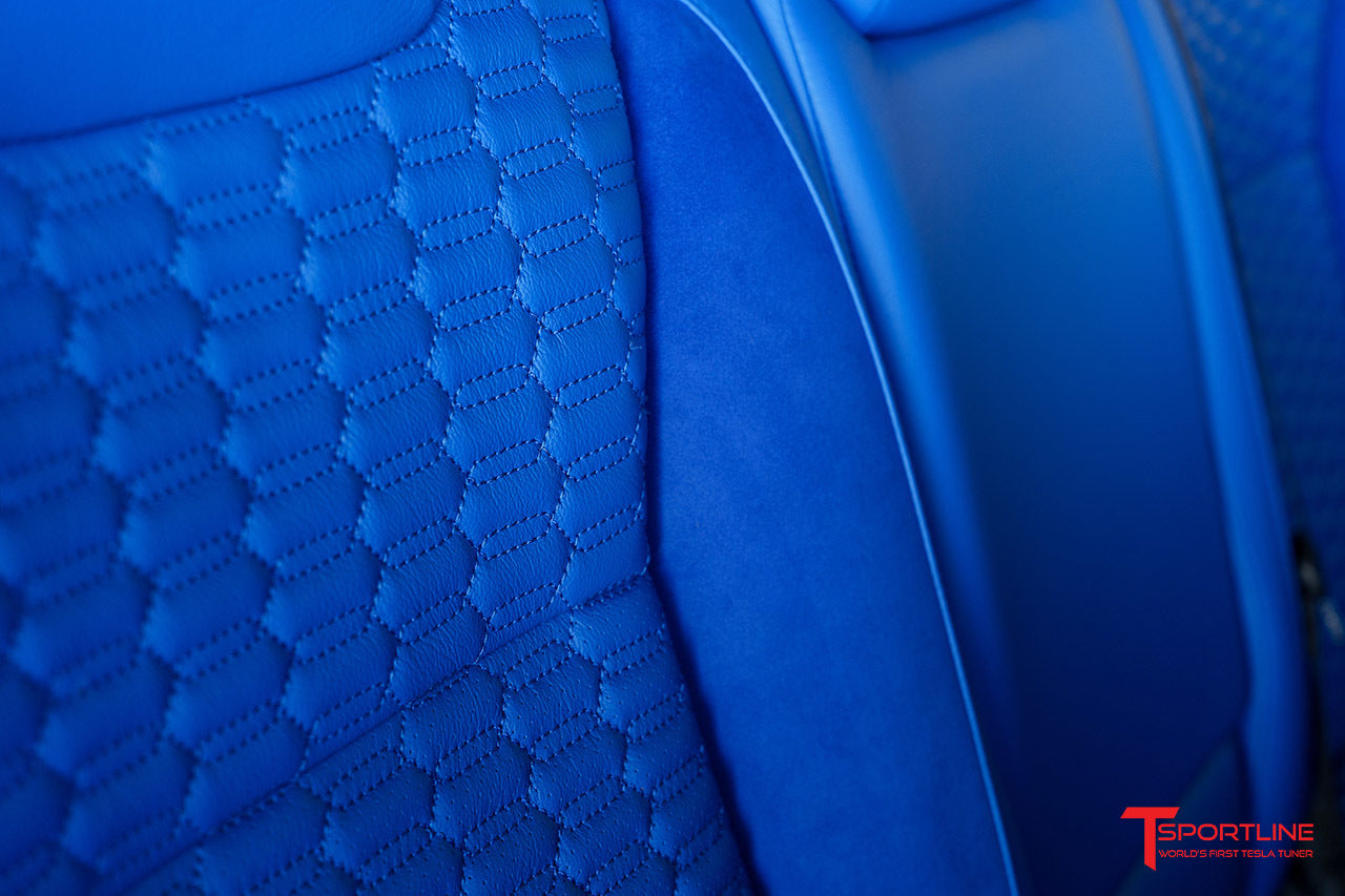 cig-cozy-gallery-11917IVF-tesla-cybertruck-blue-leather-custom-interior-reupholstery-diamond-quilt-wm-19-xxl.jpg