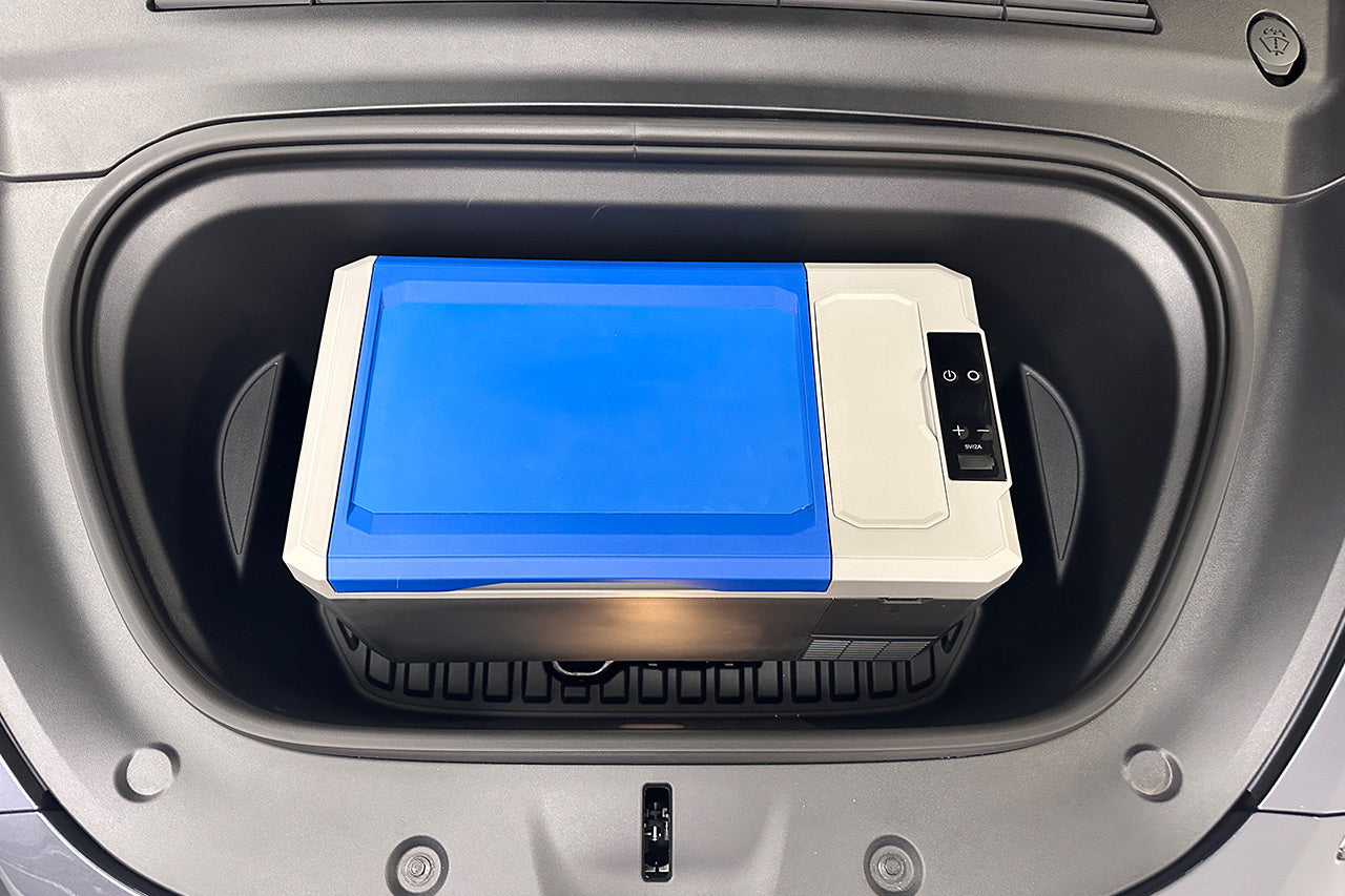 Tesla Model Y トランク フリーザー Tesla Portable & Electric Powered Refrigerator / Freezer