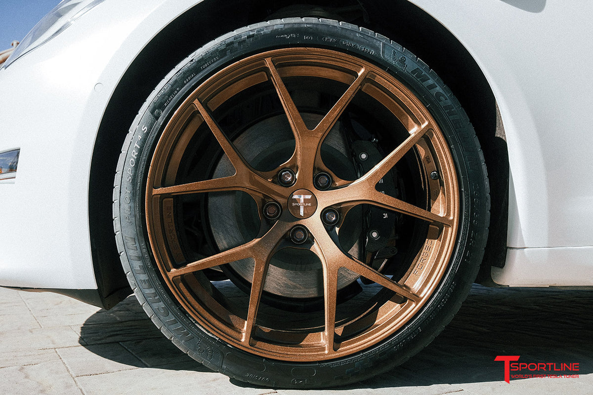 Tesla Ultra-Lightweight Titanium Wheel Lug Nut Set