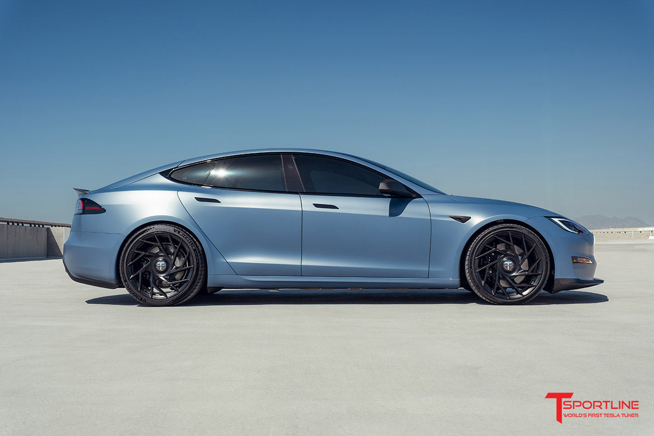tmaxx-satin-clear-frost-blue-tesla-model-s-21-inch-aftermarket-wheels-directional-ts117d-satin-black-wm-2.jpg