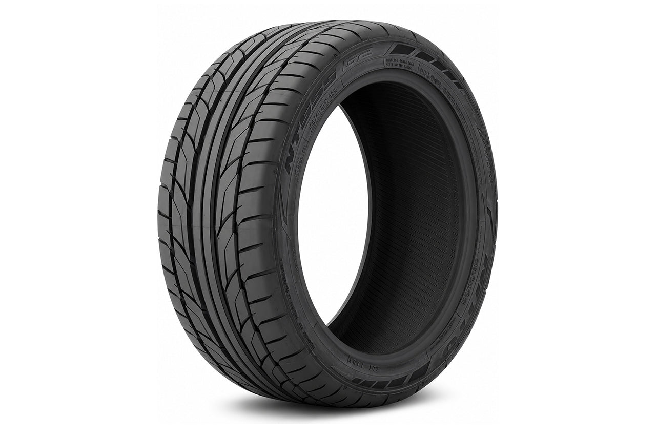 Nitto NT555 G2 245/40R20